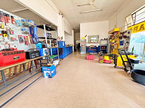 450  m² Commercial space