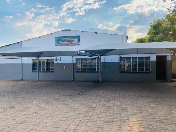 300 m² Industrial space