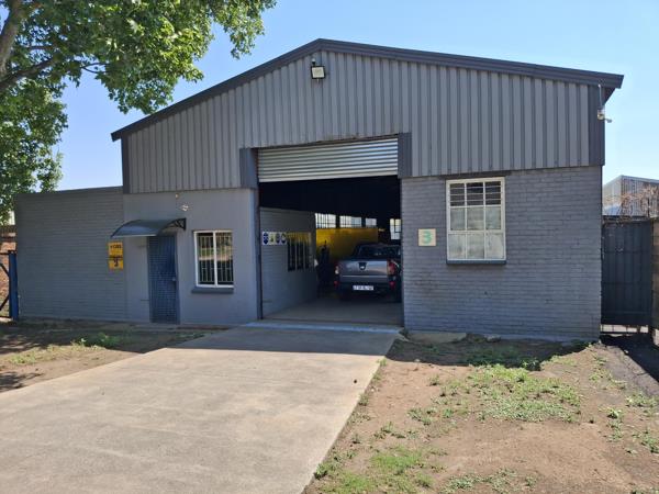 262  m² Industrial space