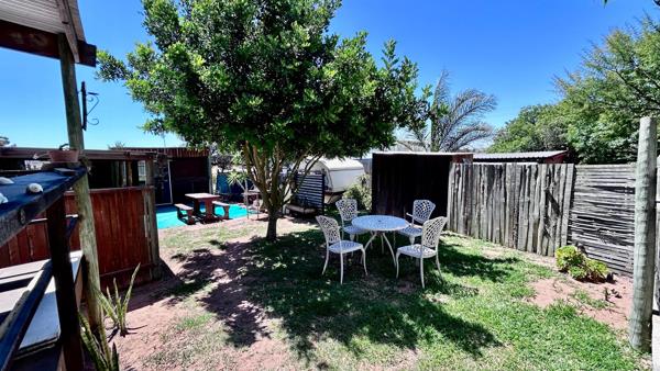 2 141 m² Smallholding