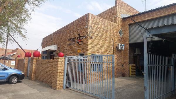 1 011 m² Commercial space