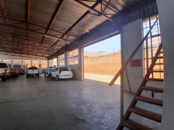 508  m² Industrial space