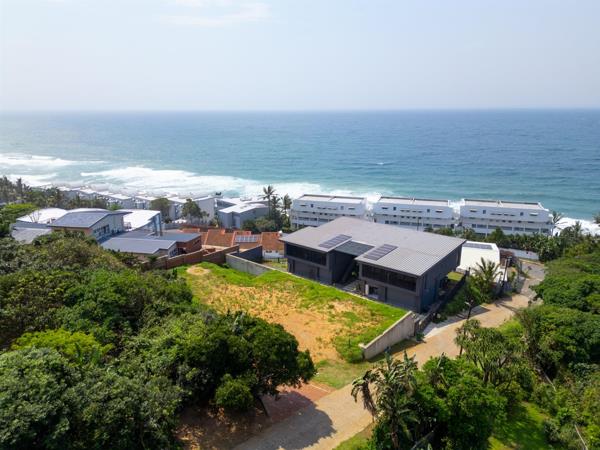 973 m² Land