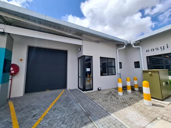 256  m² Commercial space