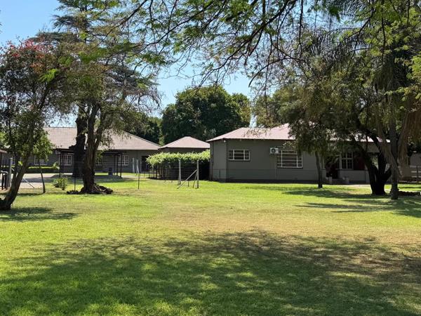 100  m² Commercial space