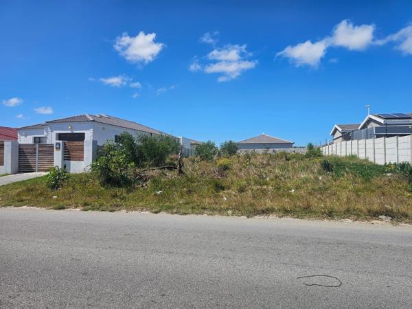 437 m² Land
