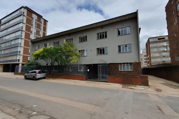 1 036 m² Commercial space