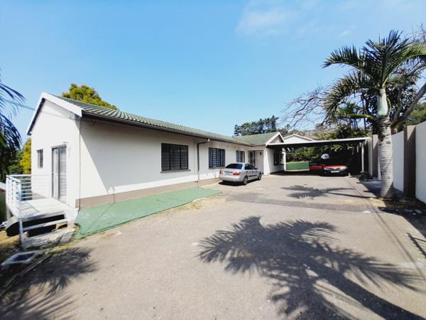 6 Bedroom House