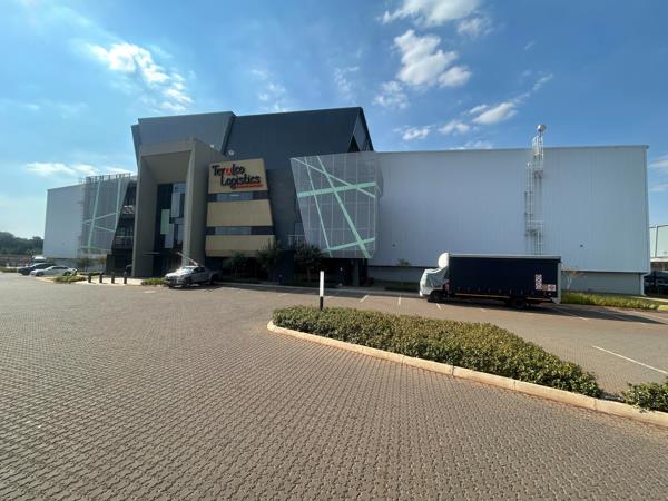 22 000  m² Industrial space