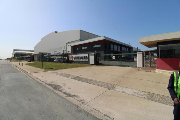 14 655  m² Industrial space