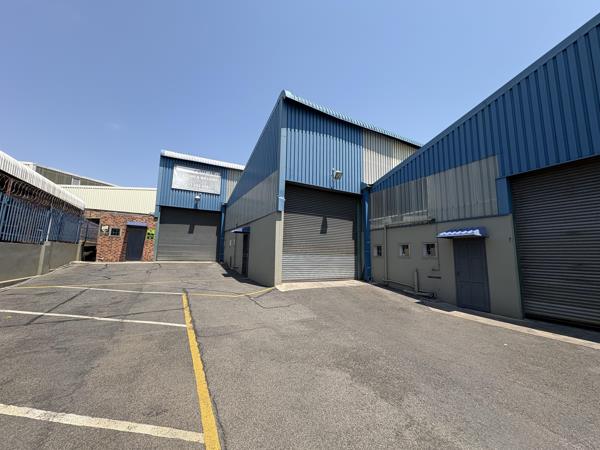 300  m² Industrial space