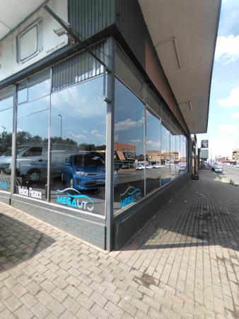 200  m² Commercial space