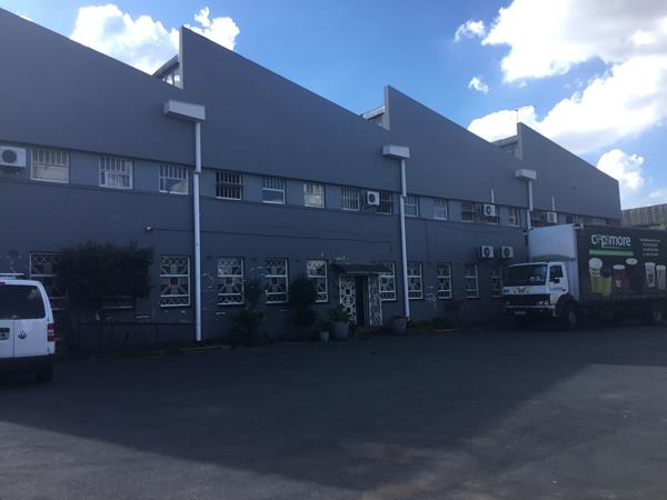 1 552  m² Industrial space