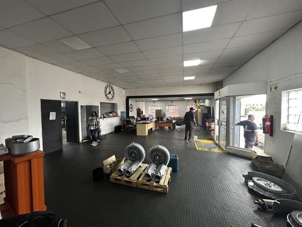 550  m² Commercial space