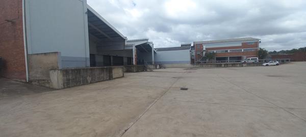 5 400 m² Industrial space