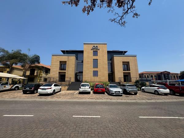 320  m² Commercial space