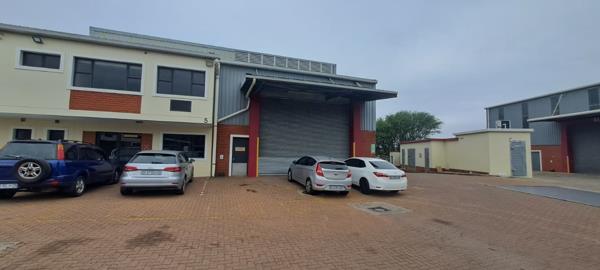 407  m² Industrial space