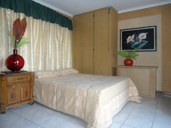 1 Bedroom Garden Cottage