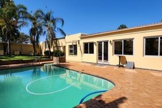 120  m² Commercial space