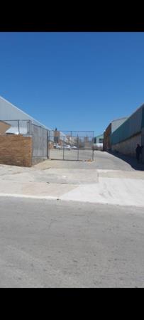 300  m² Industrial space