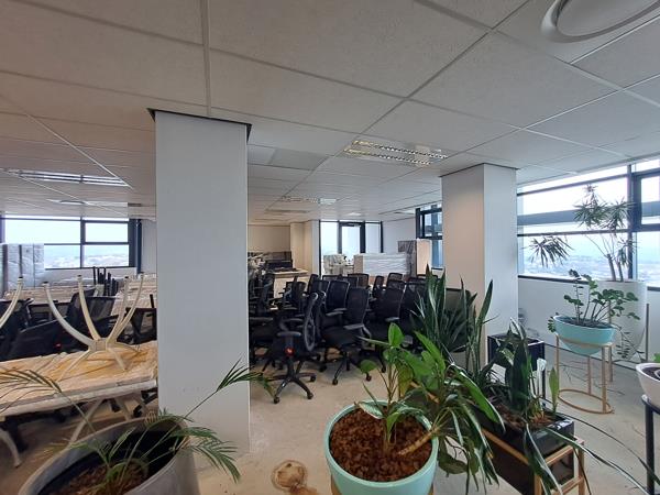 508  m² Commercial space