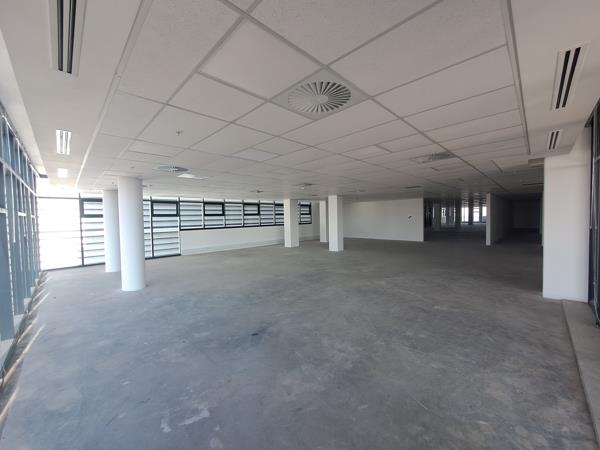 456  m² Commercial space