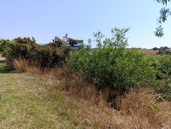 1 282 m² Land