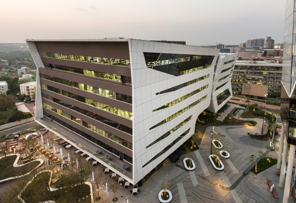 426  m² Commercial space