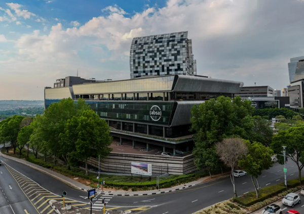 2 986  m² Commercial space