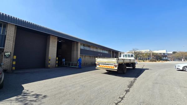 350  m² Industrial space