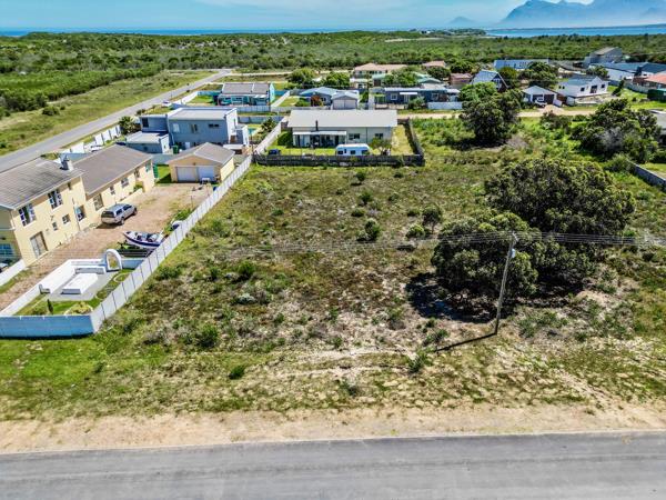 1 179 m² Land