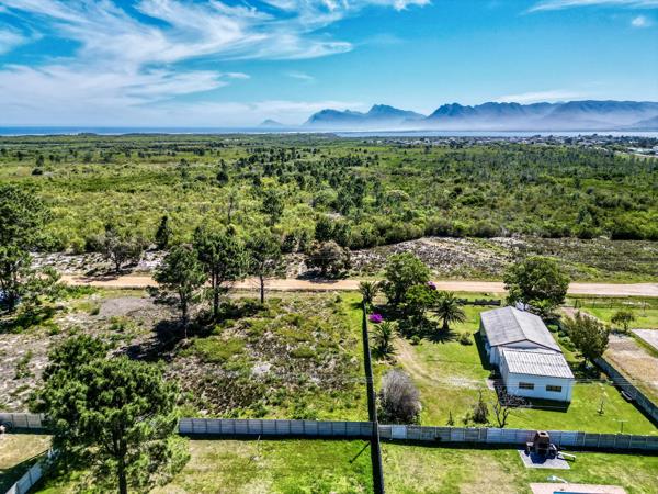 1 284 m² Land