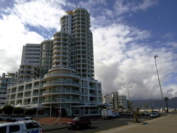 94  m² Commercial space