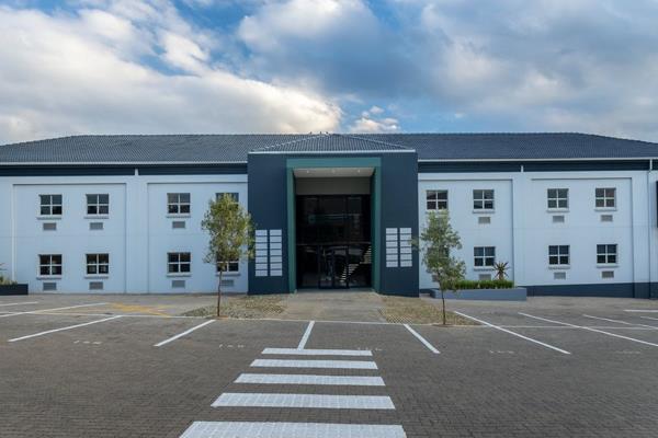 612  m² Office Space