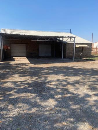 188  m² Commercial space