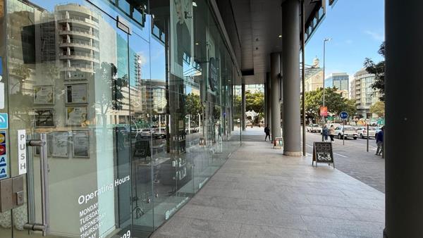 75  m² Retail Space