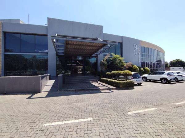 4 053 m² Commercial space