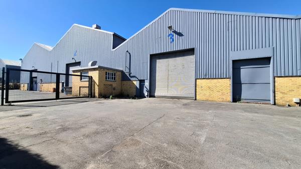 998  m² Industrial space