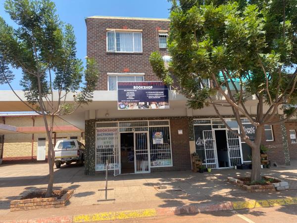 980  m² Commercial space