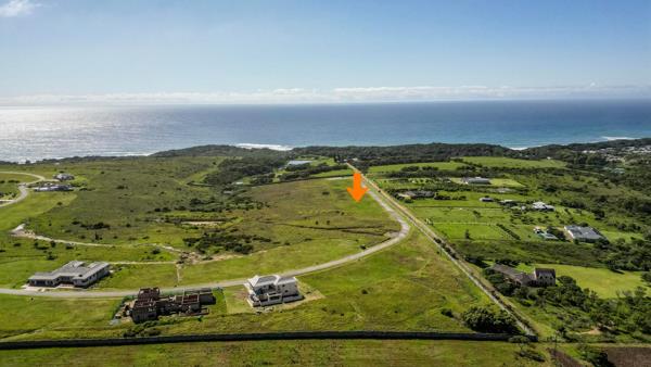 1 320 m² Land