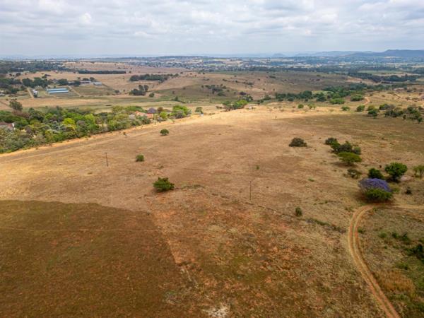 8 575 m² Land