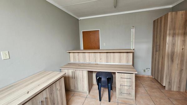 493  m² Commercial space