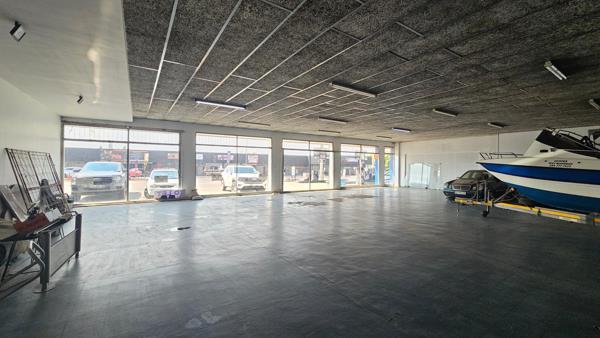 200  m² Retail Space