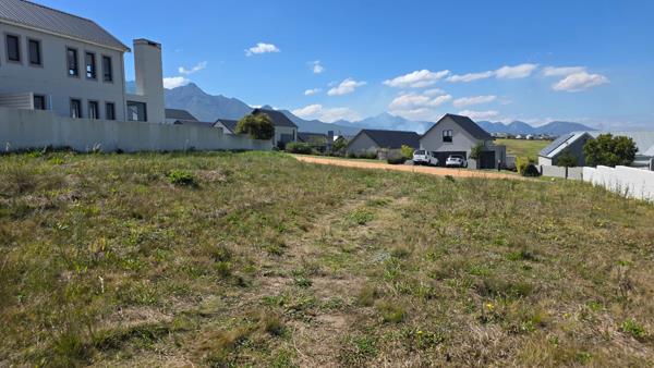 861 m² Land