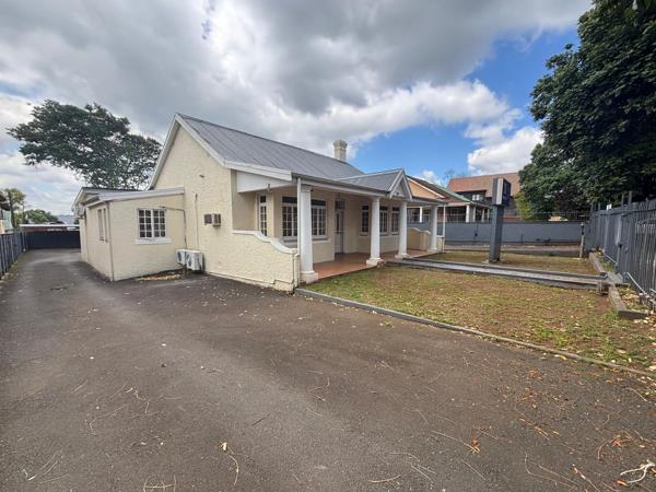 250  m² Commercial space