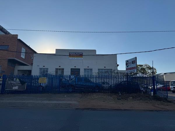 1 480  m² Industrial space