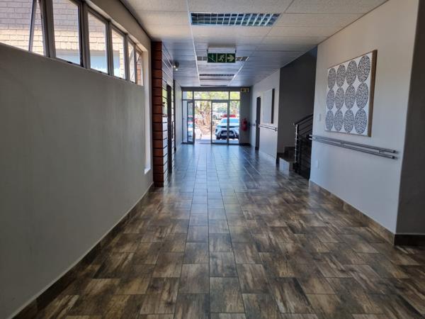 109  m² Commercial space