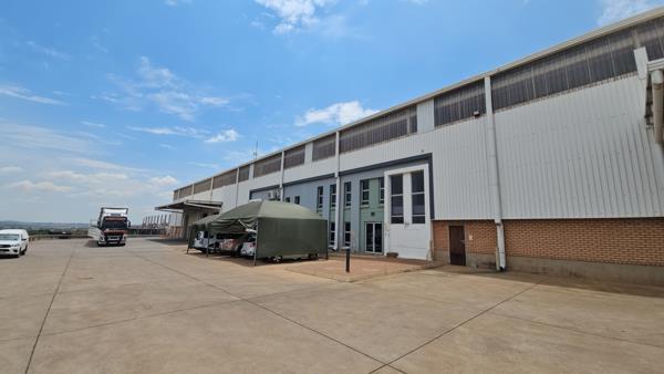 2 245  m² Industrial space