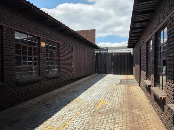 425 m² Industrial space