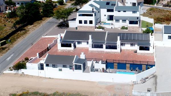 9 Bedroom, Bed and Breakfast